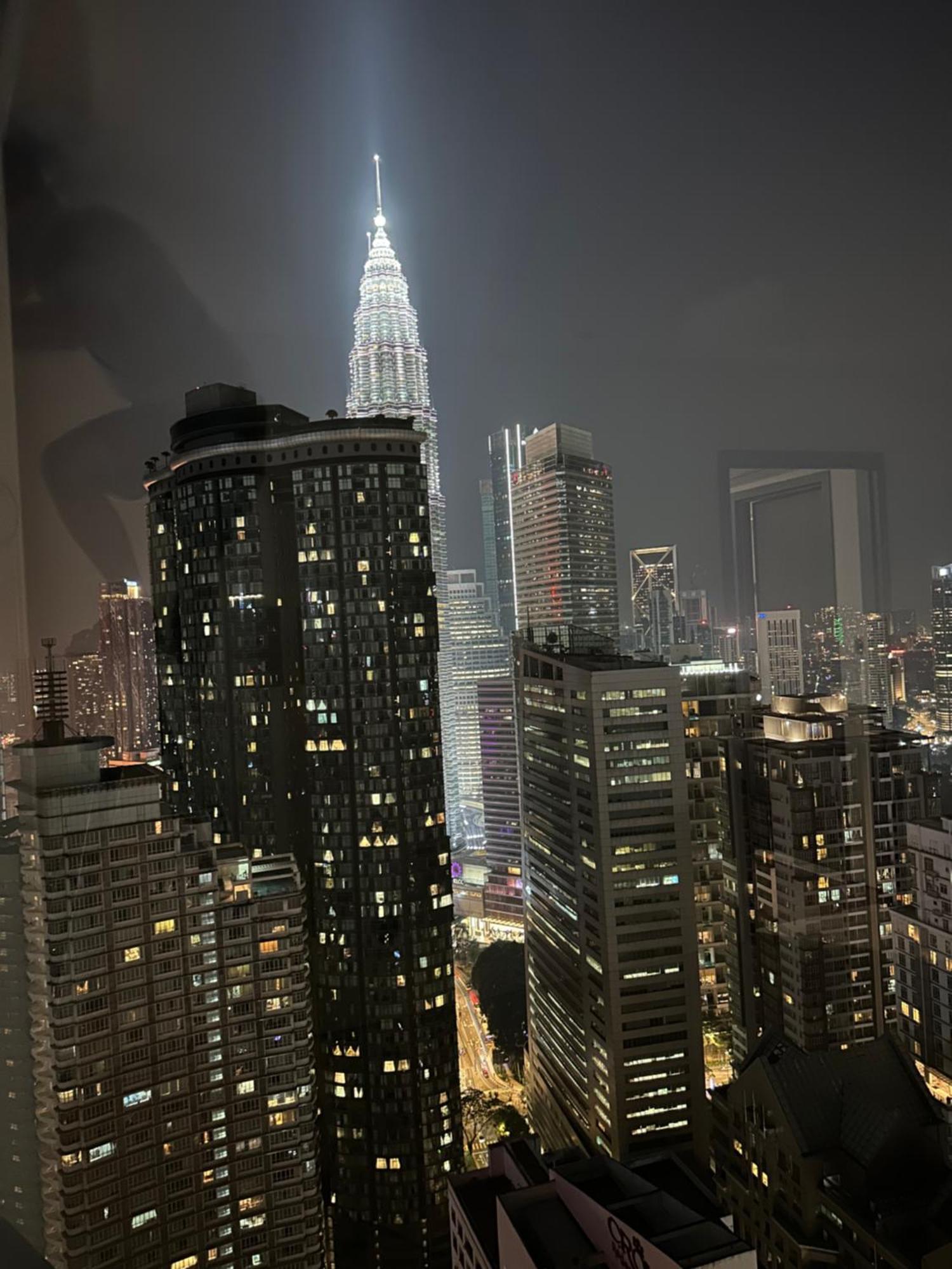 Apartment Vortex Near Klcc-365
