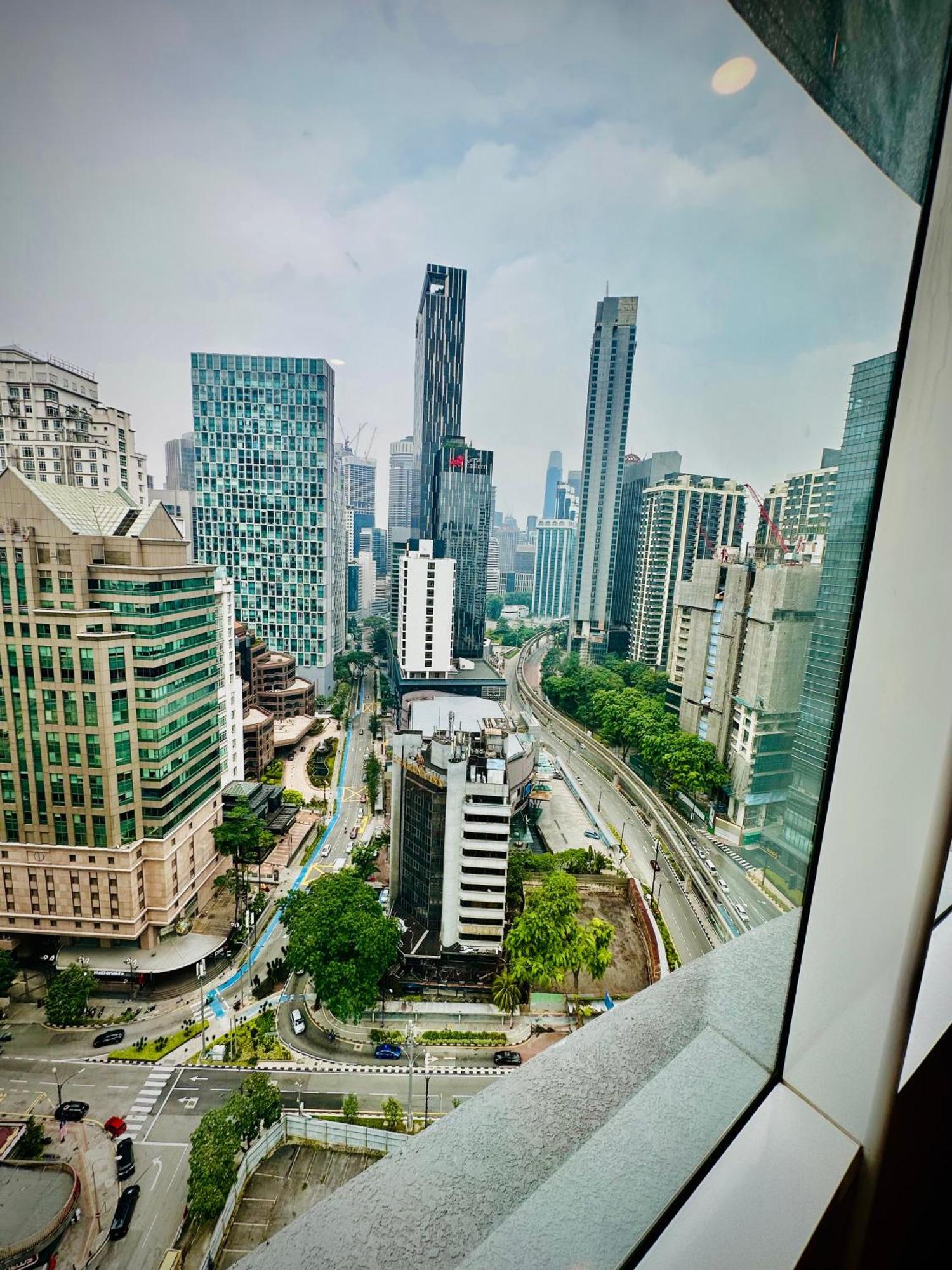 Vortex Near Klcc-365 Kuala Lumpur