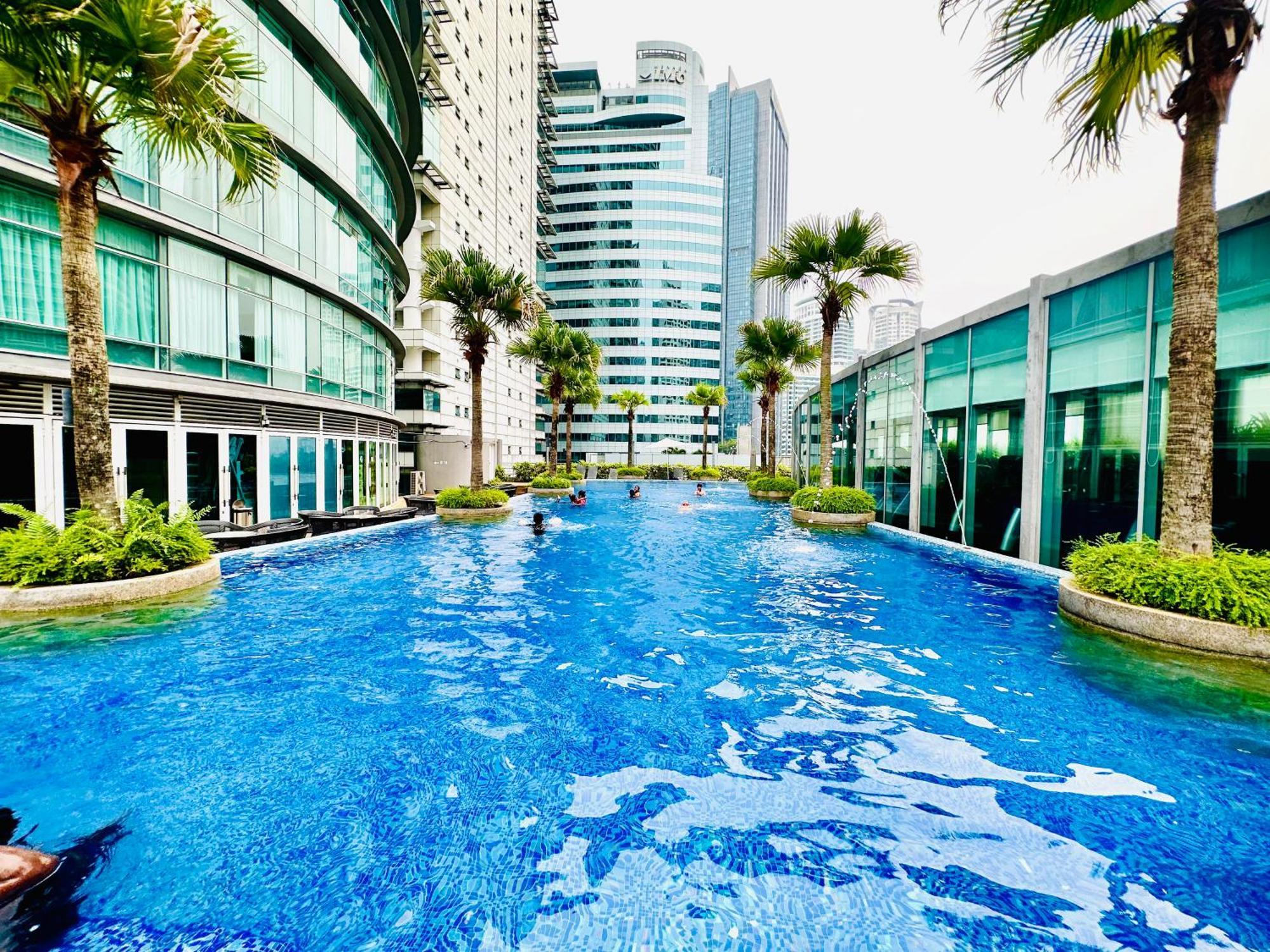 Vortex Near Klcc-365 * Kuala Lumpur